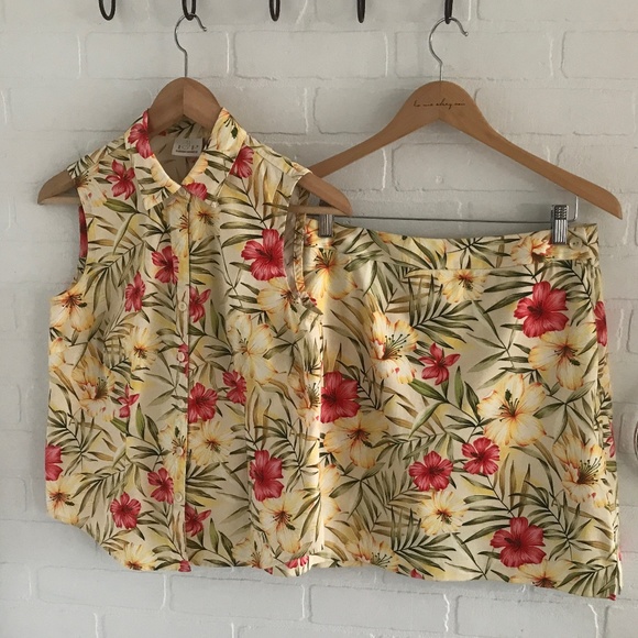 Dresses & Skirts - Vintage - Tropical 2 pieces skirt/short (skort) + sleeveless top - Women Size S